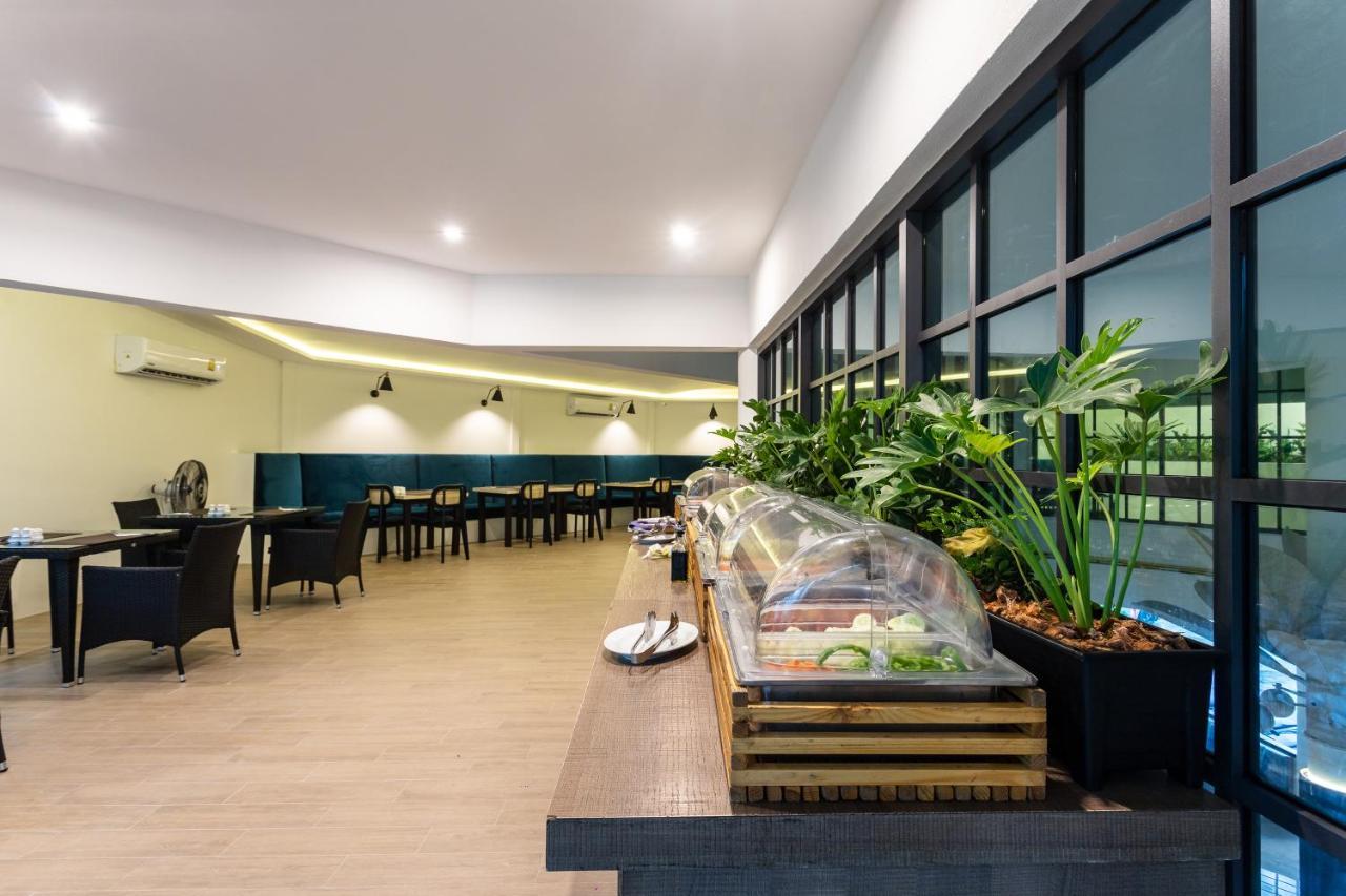 Coconut Village Resort Phuket - Sha Extra Plus Patong Exterior foto