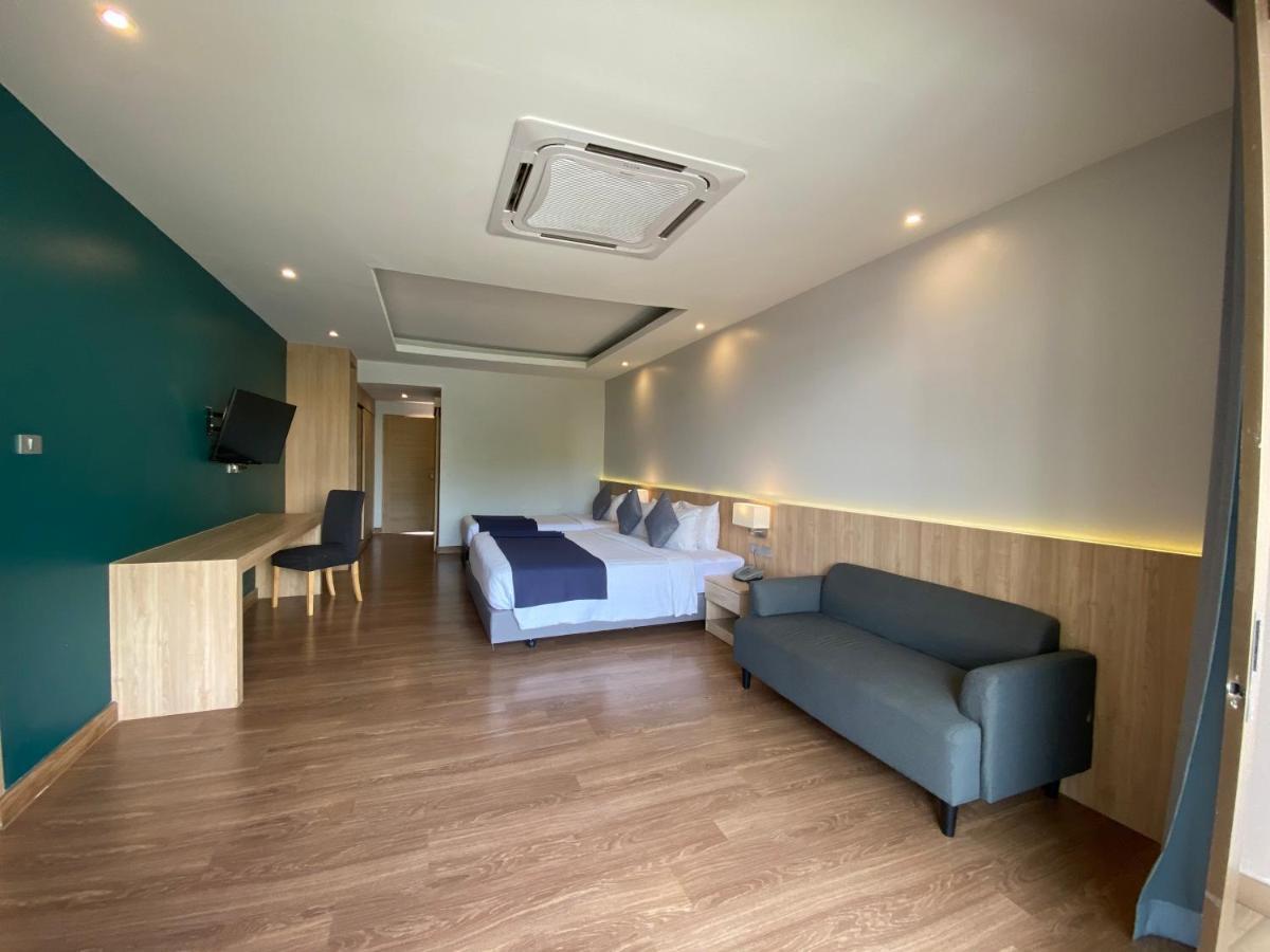 Coconut Village Resort Phuket - Sha Extra Plus Patong Quarto foto